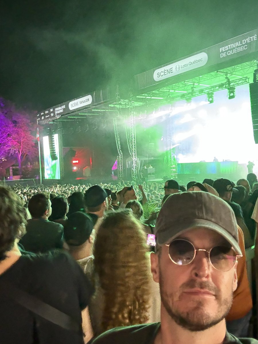 olivier_primeau's tweet image. Ma ville préférée 🤝
J’étais à Québec pour le travail et j’ai eu la belle surprise de voir que la légende de la musique électronique, Bob Sinclar, était en show au FEQ. Un petit week-end de congé à Québec, ça fait toujours du bien. 👌 #quebec #montreal