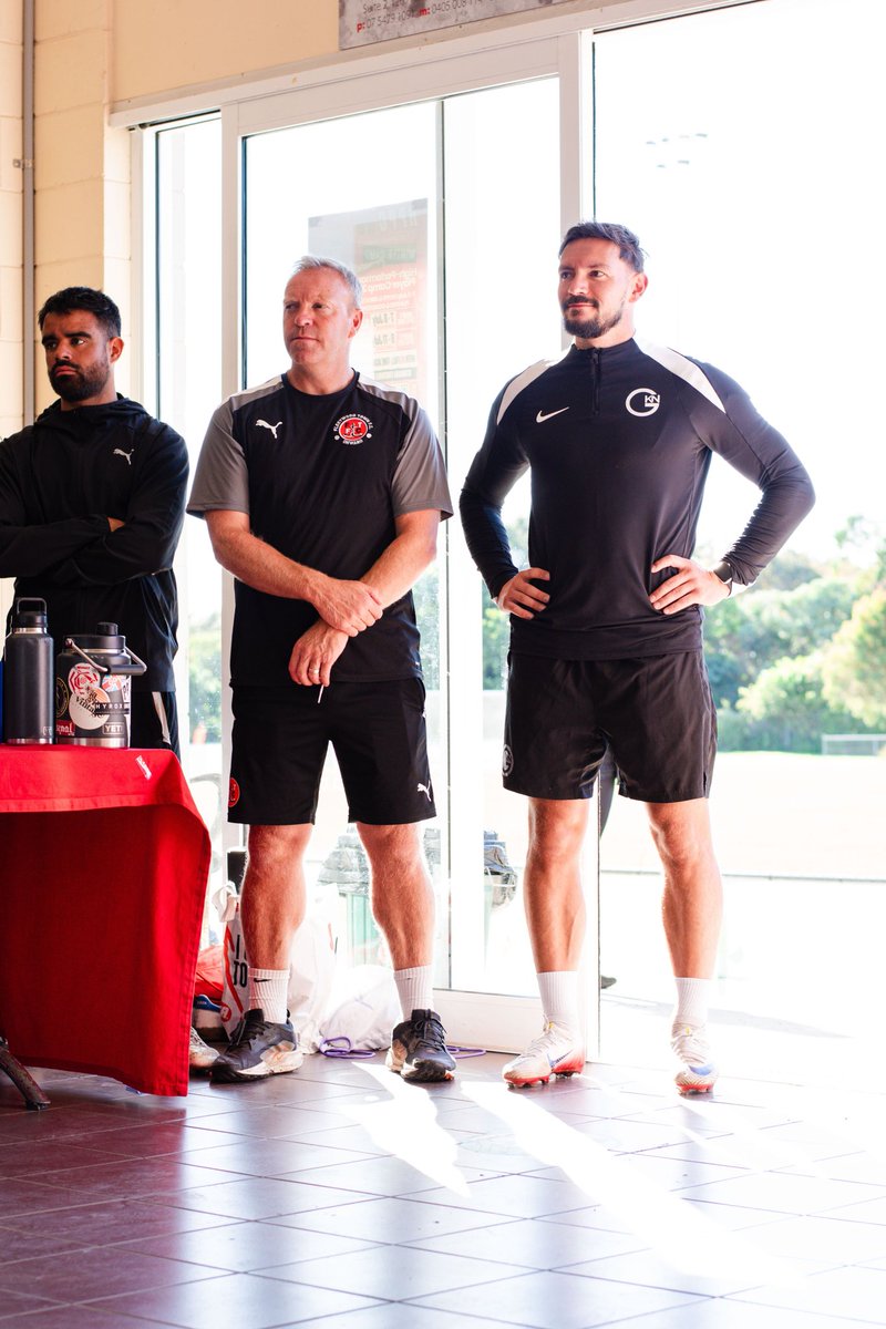 OJMartin_'s tweet image. Down Under 🇦🇺
What a privilege to have spent the week In Australia, working with @ftfc International Academy & Elite Edge Football Academy, on the High Performance Player Camp ⚽️
The Endless Summer Continues 🌇