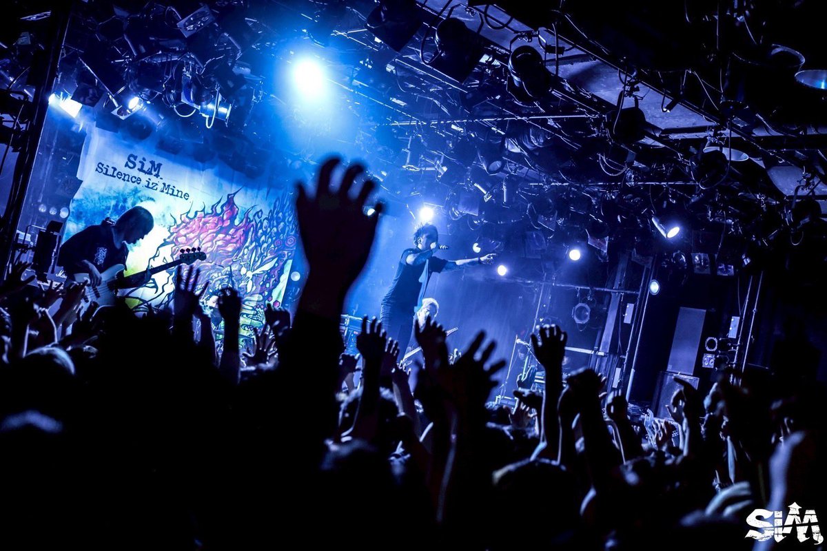 SiM_Official's tweet image. 【20YEARS TOUR】
20YEARS TOUR -Silence iz Mine-
at 広島クラブクアトロ
ありがとうございました!
Photo by @kouhey0622
#SiM
#SiM20th