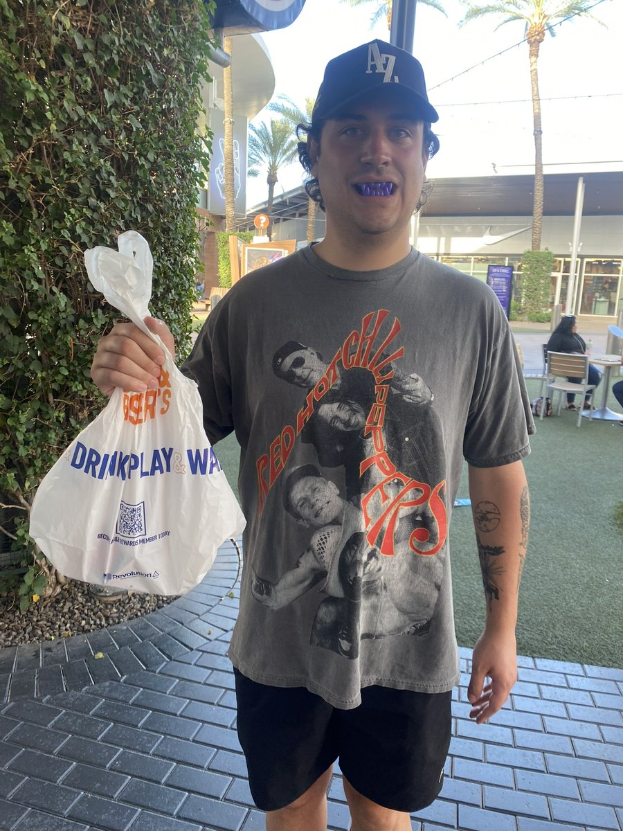 campeterpan's tweet image. Off that Dave and busters pack 😮‍💨