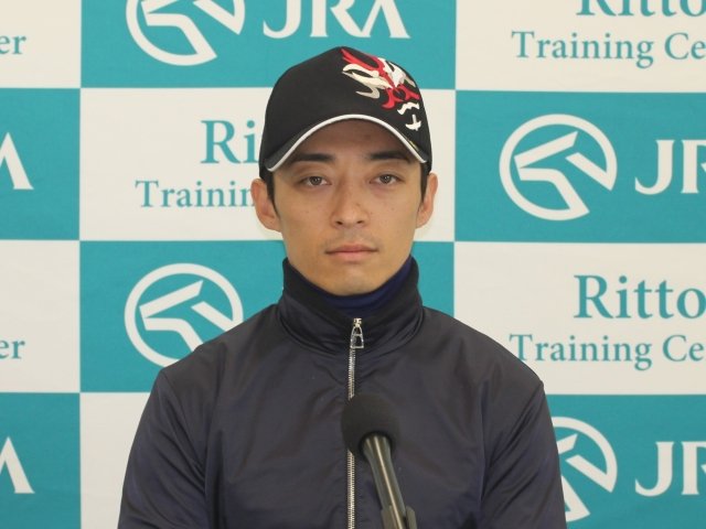 娘「桃太郎読んで」
父「昔々あるところに」
娘「川田将雅っぽく」