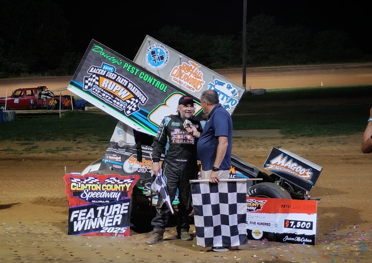 SprintCarNews's tweet photo. Great race @ClintonCoSpdwy ! Billy Dietrich picks up the win over Ryan Smith &amp; Lucas Wolfe https://t.co/tEBcJysXbM
