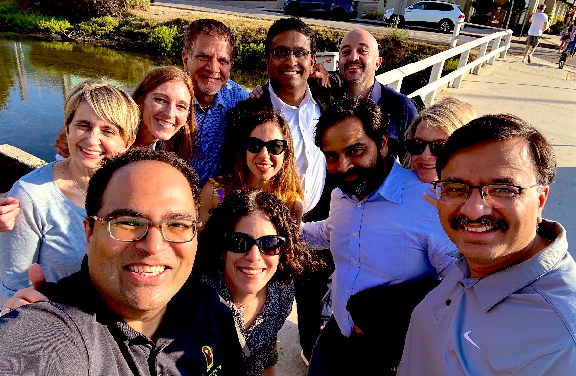 Naveen Pemmaraju, MD (@doctorpemm) on Twitter photo 👉Lovely to meet up with our friends & colleagues from across the country at <a href="/_MDEducation/">MD Education</a> | <a href="/sanamloghavi/">Sanam Loghavi, MD صنم لغوی 🔬🧬</a> <a href="/HemeReports/">Heme Reports</a> <a href="/Ramikomrokji/">Rami komrokji</a> 🙌 👉Lovely to meet up with our friends & colleagues from across the country at <a href="/_MDEducation/">MD Education</a> | <a href="/sanamloghavi/">Sanam Loghavi, MD صنم لغوی 🔬🧬</a> <a href="/HemeReports/">Heme Reports</a> <a href="/Ramikomrokji/">Rami komrokji</a> 🙌