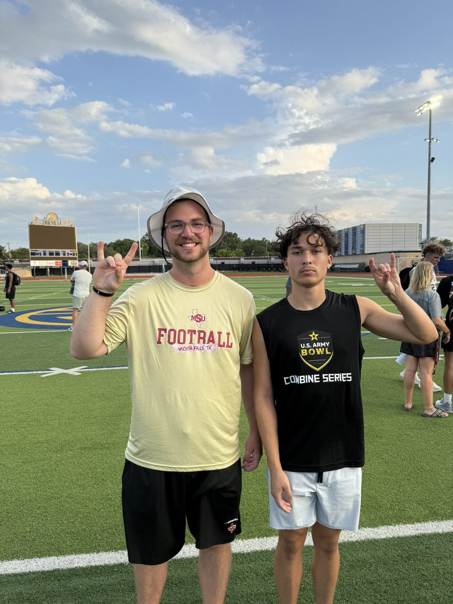 XavierSmith008's tweet image. Had a great camp today with @MSUTexasFB glad I got to show the coach’s I could do. Thank you @MustangsDC and @amsler_drew for having me out.@gmoneyg102489 @PRYDE_210 @CoachAWin @Coach_JJohnson @coachesalas @CoachCardenas1 @BDammone @iam_alinedouard @_RL_Martin @2MGE_ @MikeM_Scout