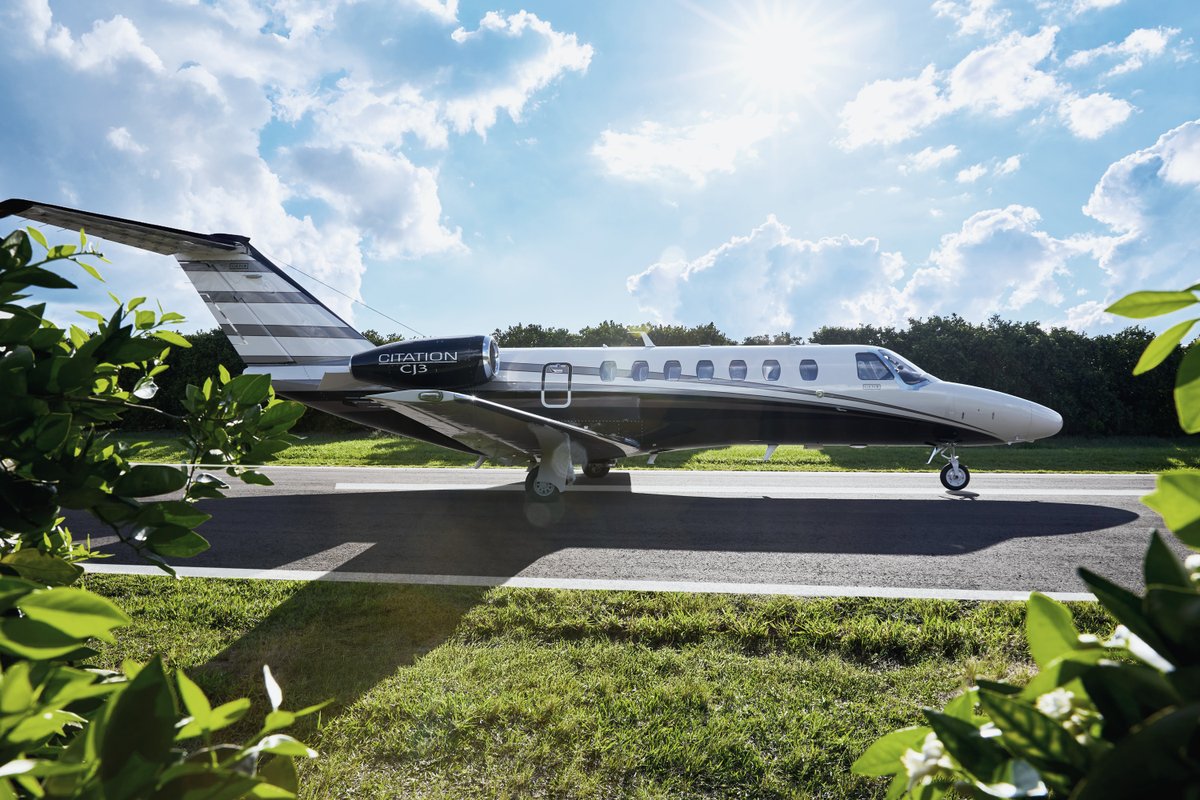Cessna's tweet image. Powerful. Precise. Efficient.
The Citation CJ3 Gen3 includes @GarminAviation Autothrottles to power your passion and Garmin Emergency Autoland to bring an added layer of confidence to your journey.
Learn more at ➡️ bit.ly/CJ3Gen3.
#cessna #flygarmin