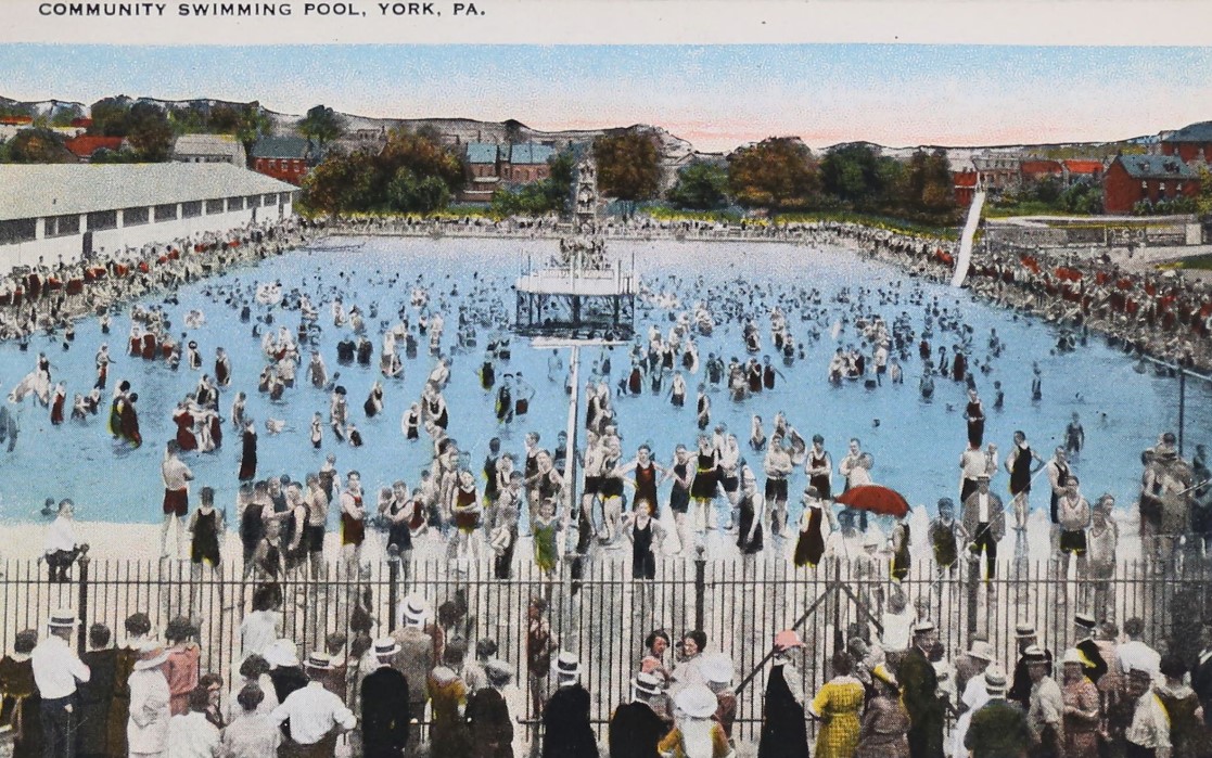 It's #NationalSwimmingPoolDay 🏊‍♂️! To beat the 🌞 heat, many people have found relief by diving into the nearest swimming pool 🏊. The State #Archives preserves these historic images of pools from all corners of the commonwealth.  - pastatearchives.com