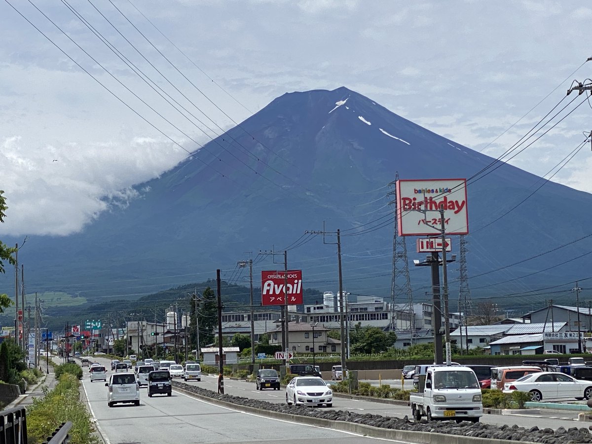 今年の残雪はこれより少ないですね。過去写真：2020/7/12撮影。