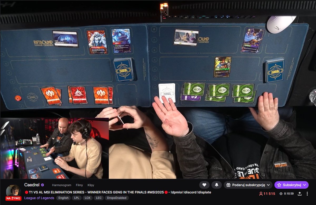 PONAD 11 000 OSÓB OGLĄDA JAK DAVE GUSKIN (main dev Riftbounda) TŁUMACZY CEADRELOWI RIFTBOUNDA

🚨HYPE IS REAL🚨
(możliwe, że ludzie po prostu czekają na mecz T1 vs AL, ale to tylko podejrzenie)

ANYWAY
Riot ma najbardziej free promocję gry karcianej ever. Nie zepsujmy tego ok 🙏