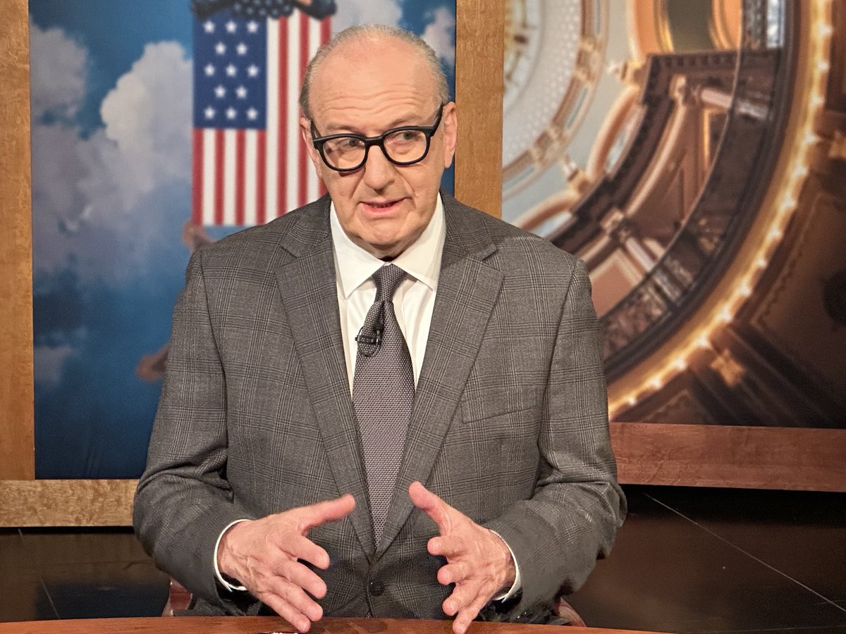 IowaPress's tweet image. Three decades of bringing Broadway to central IA but the curtain is about to close on Jeff Chelesvig. He joins Radio IA&apos;s @okayhenderson, the Gazette&apos;s @ErinDMurphy &amp;amp; DSM Mags @MichaelMorain as our guest. Watch tonight at 7:30 on @iowapbs or online anytime iowapbs.org/shows/iowapres…