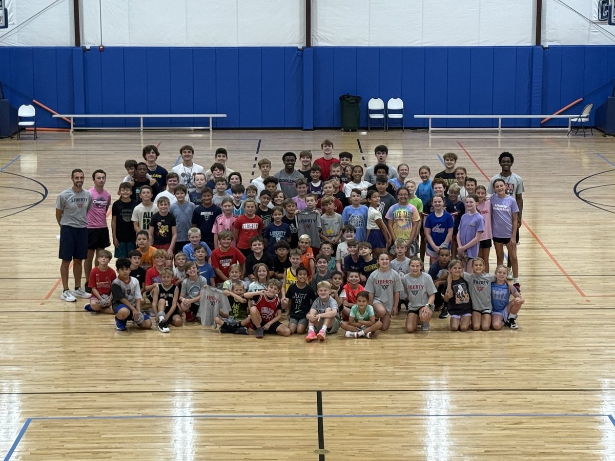 LHSEagleHoops's tweet image. What a tremendous week of @JrEaglesHoops camp! A special thanks to all our players (past and present) and coaching staff that helped out! #oski