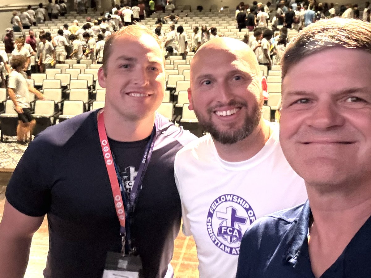 Michael Vaughan (@mikevfromsc) on Twitter photo Another incredible day at FCA Team Camp at PC, home of the Mighty Blue Hose!
Appreciate the invite from <a href="/FCA_LexCo/">FCA Lexington County</a> to help lead today’s chapel service and enjoyed an inspiring message from <a href="/tony_eubanks/">tony eubanks</a>! Another incredible day at FCA Team Camp at PC, home of the Mighty Blue Hose!
Appreciate the invite from <a href="/FCA_LexCo/">FCA Lexington County</a> to help lead today’s chapel service and enjoyed an inspiring message from <a href="/tony_eubanks/">tony eubanks</a>!