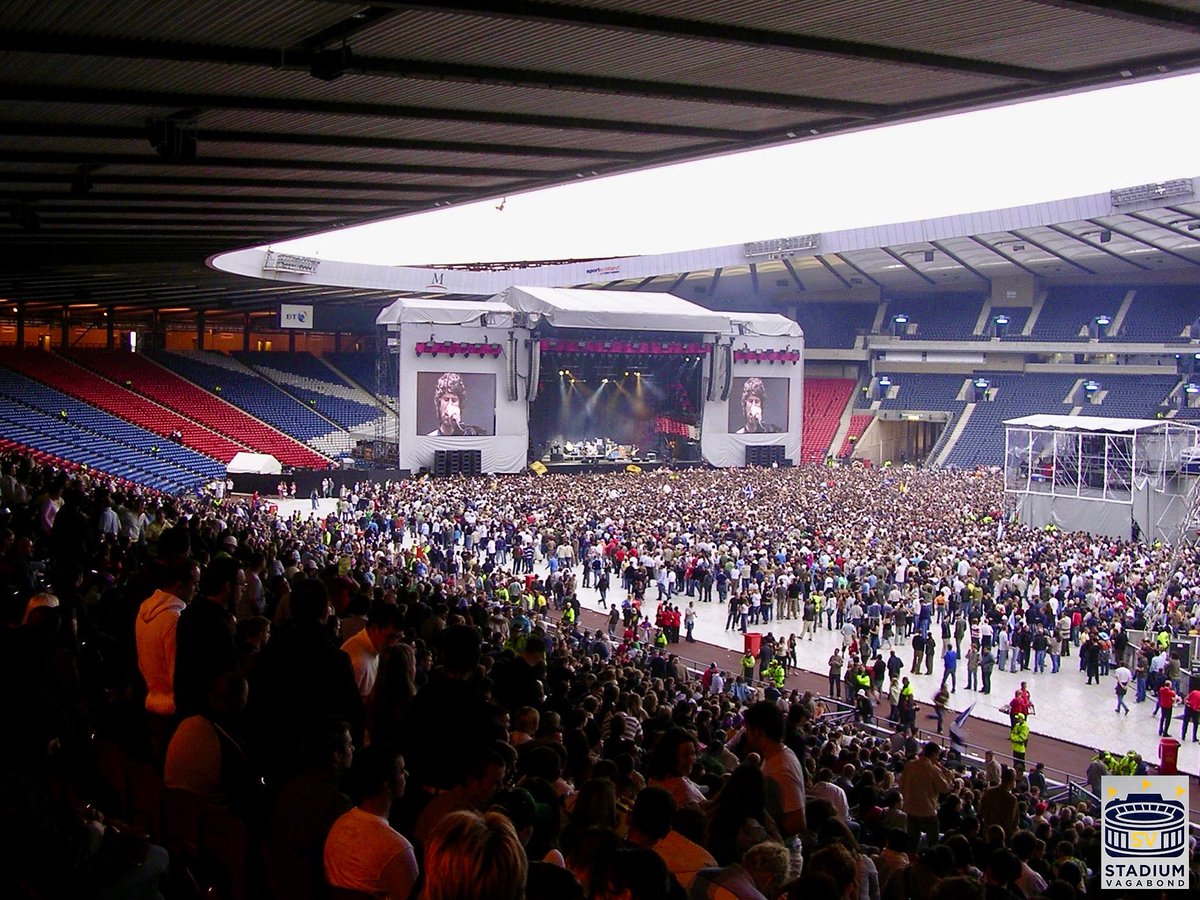 🎶🏟️ Concert Vagabond – 2005 Oasis concert at Hampden Park in Glasgow, Scotland 🇬🇧
Home to Queen’s Park FC and the Scotland national football team.
📍Opened: 1903 (renovated 1999)
🎟 Capacity: 51,866 for football

#Oasis #HampdenPark #Oasis2025 #StadiumConcerts #Groundhopper