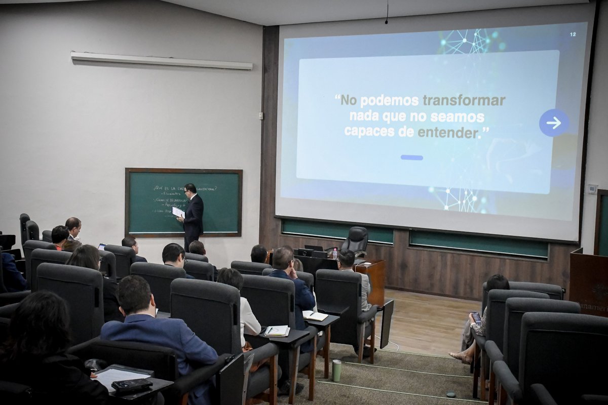 En el marco del programa presencial “Soy Líder UP”, tuvimos el honor de recibir al Dr. Abraham Mendoza, Rector de la Universidad Panamericana, campus Guadalajara.

Su charla sobre cultura organizacional nos permitió reflexionar sobre la importancia de liderar con propósito.