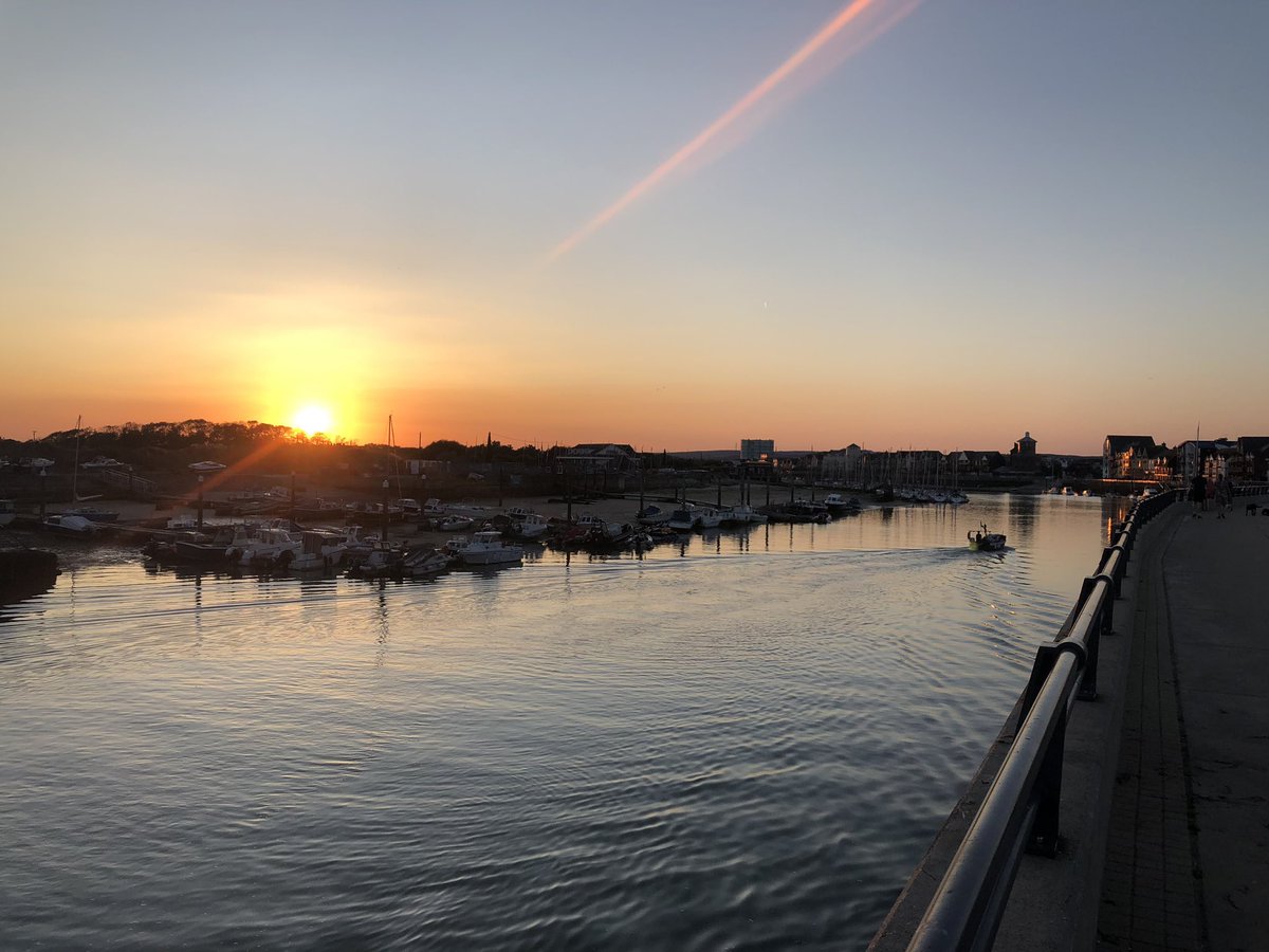 FormerCarPR's tweet image. Too the wee car for an after dinner spin to the seaside to get ice cream.