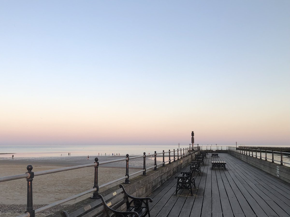 FormerCarPR's tweet image. Too the wee car for an after dinner spin to the seaside to get ice cream.