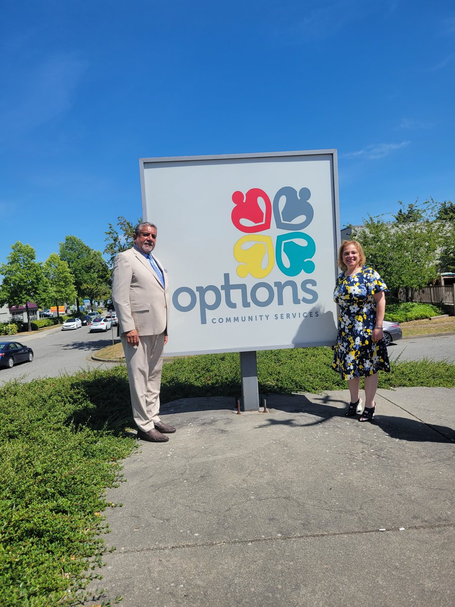 sukhdhaliwal's tweet image. Great to visit the @OptionsBC Newcomers' Hub in Surrey Newton today with Minister of Immigration @LenaMetlegeDiab
We had meaningful conversations with staff and newcomers about the vital supports that help families settle and succeed in Canada. Thank you for the warm welcome!