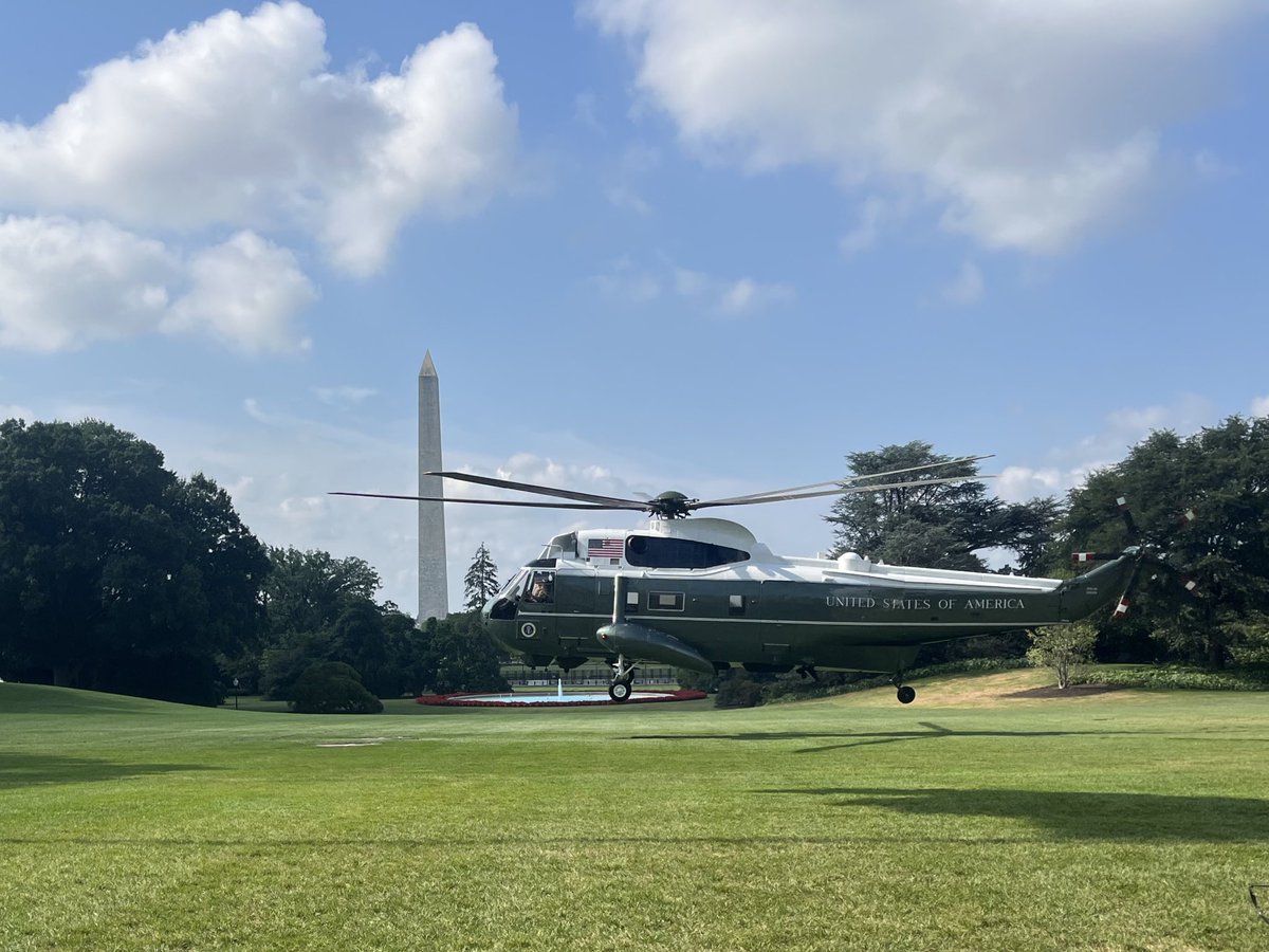 Gilbertson_DC's tweet image. Some images today before @POTUS’s White House departure