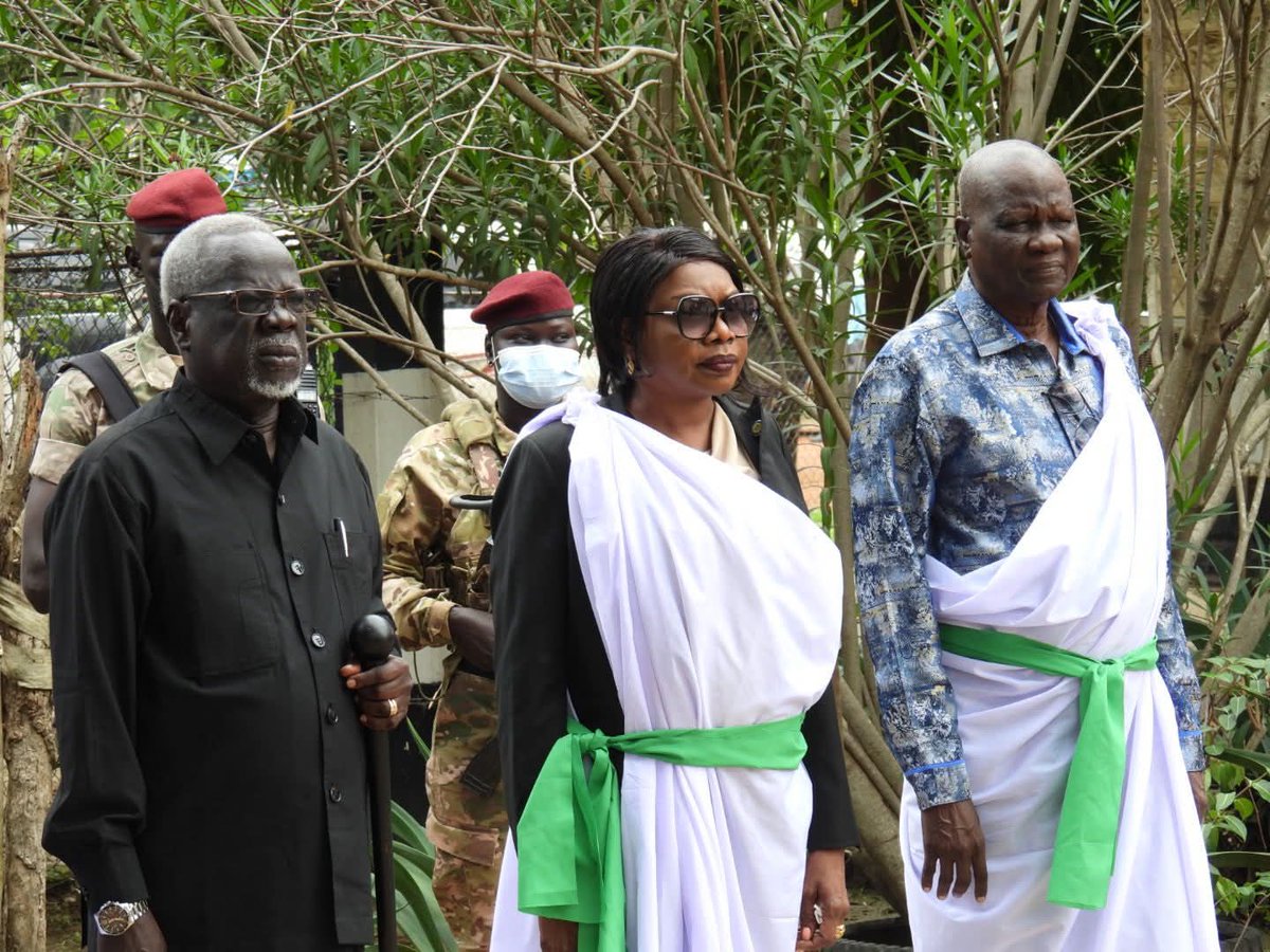 MoHRSS2011's tweet photo. Health Minister Hon. Sarah Cleto Rial led a high-level delegation to Jonglei State to assess flood preparedness & health crises, including potential cholera outbreaks. 

Emphasizing proactive measures, hygiene, & community education. 

We're working to support affected populations! 

#SouthSudan #HealthSecurity