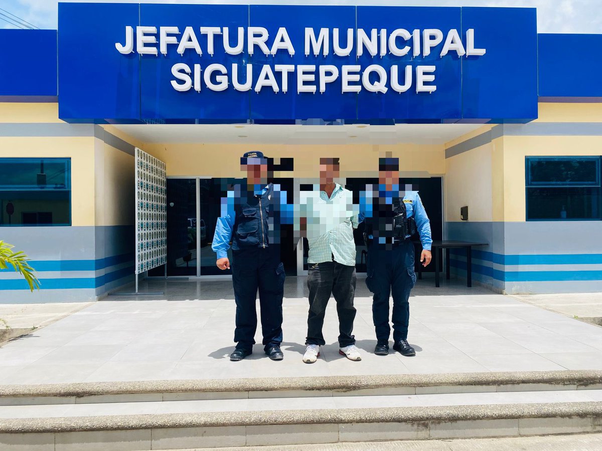 16_umep's tweet photo. Operatividad

*Por porte ilegal de arma de fuego capturan sujeto en Taulabé*
@PoliciaHonduras 
@MartinezMadrid_ https://t.co/DTKyXat2mh