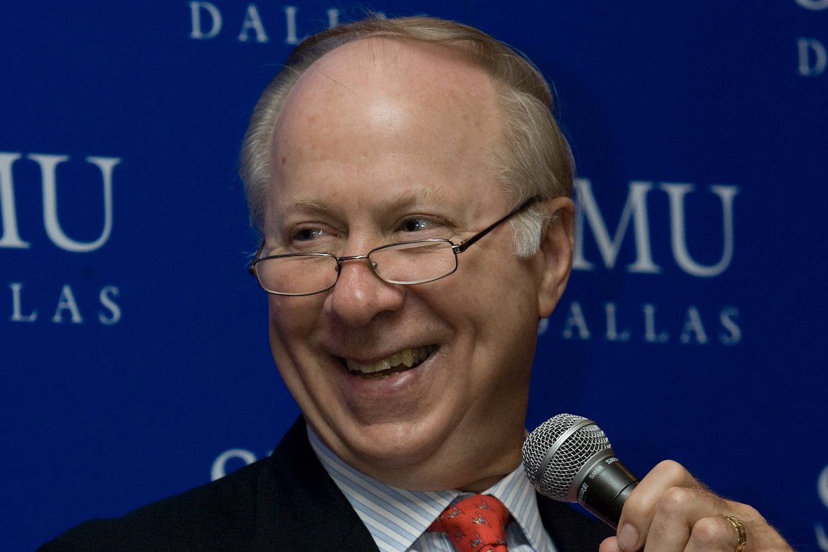 SMUtate's tweet image. The Tate Lecture Series mourns the loss of David Gergen, longtime moderator of the Linda and Mitch Hart Lecture.
In his honor, the SMU Center for Presidential History director position will bear his name.