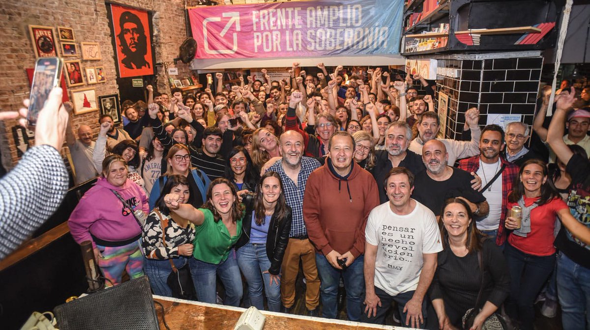 📲 “Saqueo planificado y crueldad institucional”: Se consolida un frente alternativo en #SantaFe 

➡️ tinyurl.com/ypomj46c