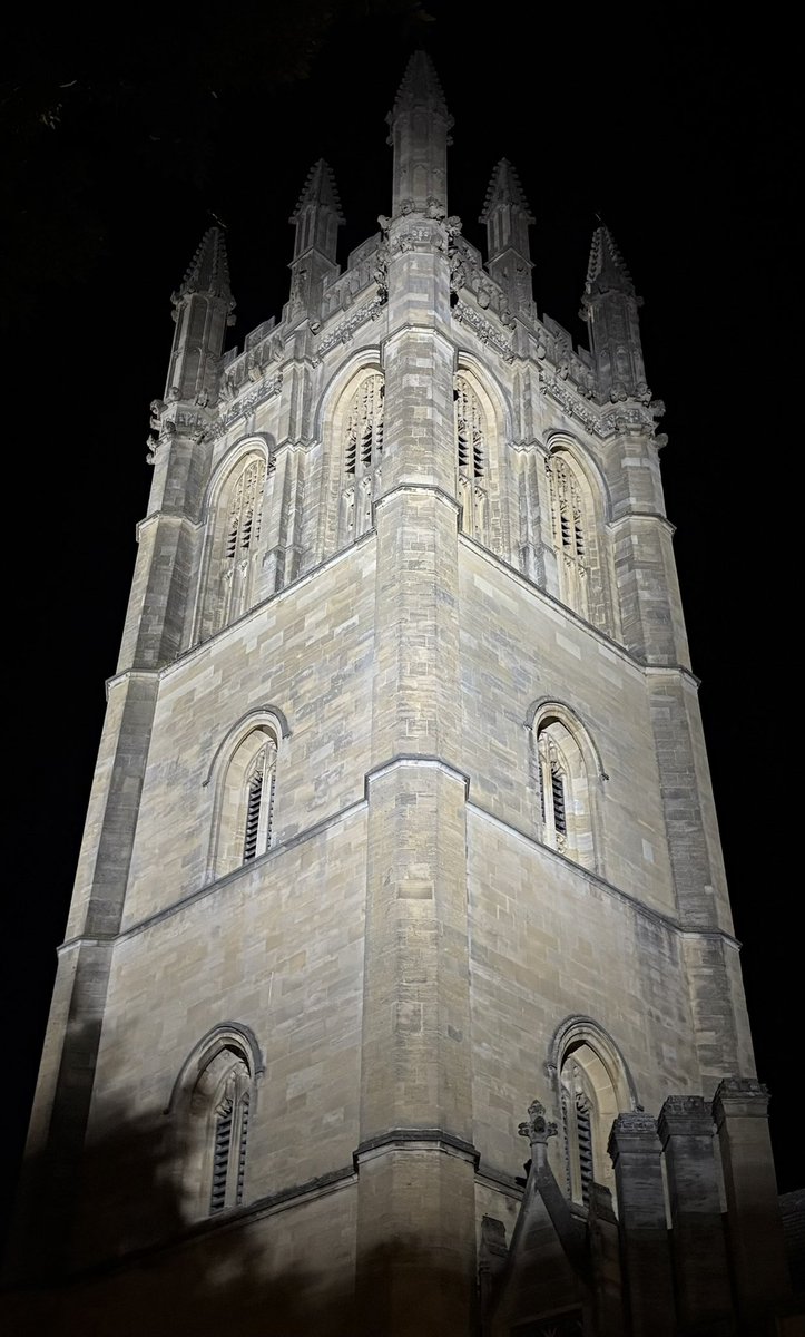 M_Castelletti's tweet image. Goodnight, Oxford.
@magdalenoxford @UniofOxford @MagdCollChoir @MagdCollChapel @MagdLibAndArch @DinahGLRoseKC #oxford @OxTweets