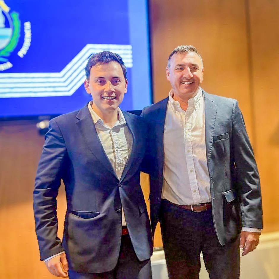 ¡Comienza una nueva etapa! 
Con orgullo y responsabilidad asumimos la Secretaría de Articulación Comunicacional del Gobierno de Salto. Gracias al Intendente Carlos Albisu por la confianza, a mi casa Vamos Salto y Germán Coutinho por formarme para afrontar esta responsabilidad!