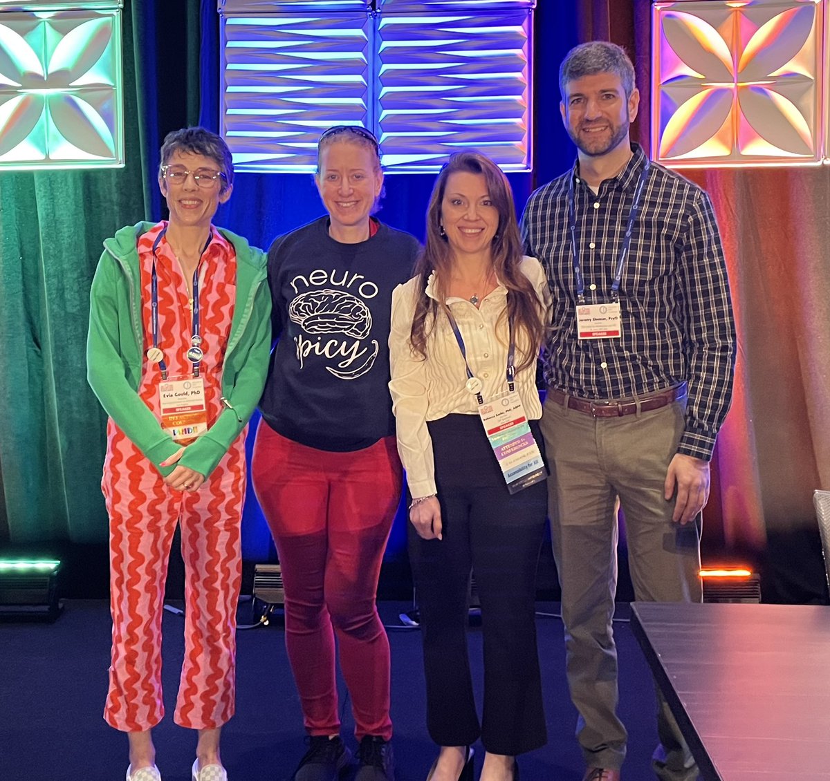 Loved talking with this amazing group at #ocdcon for the @iocdf conference about Tailoring OCD Treatment to Neurodivergent Clients Across Modalities: ERP, ACT, I-CBT, and Medication