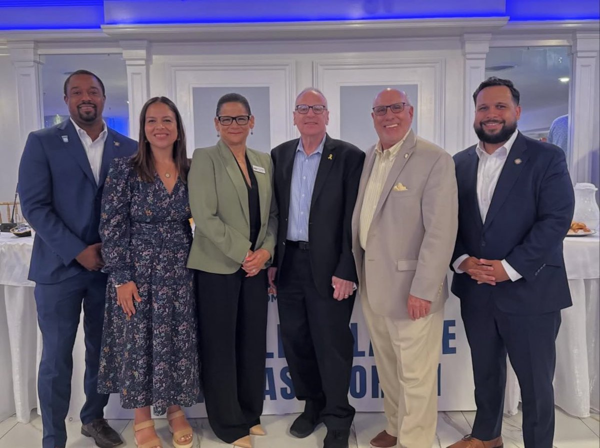 mikebenedetto82's tweet image. Pleased to join my colleagues yesterday at the Bronx Chamber of Commerce’s legislative breakfast. Working together, we can ensure the Bronx remains a place that’s open for business.