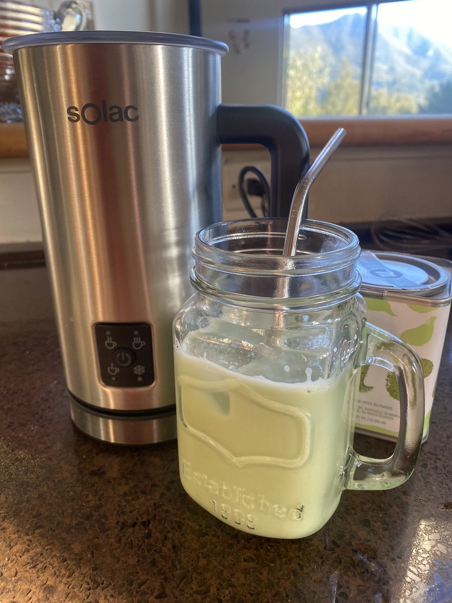 SolacUsa's tweet photo. The Pro Foam  creates rich froth with the push of a button so you can enjoy your Matcha Latte hot or cold #whatwedowedowell #matcha #latte #foam #frother #explorepage https://t.co/4AaROHJWic