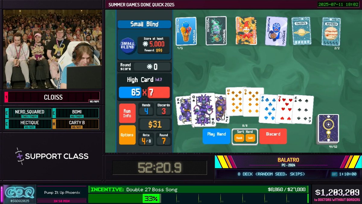 me hace mucha gracia ver a 2000 personas reunidas en un salon de actos viendo balatro