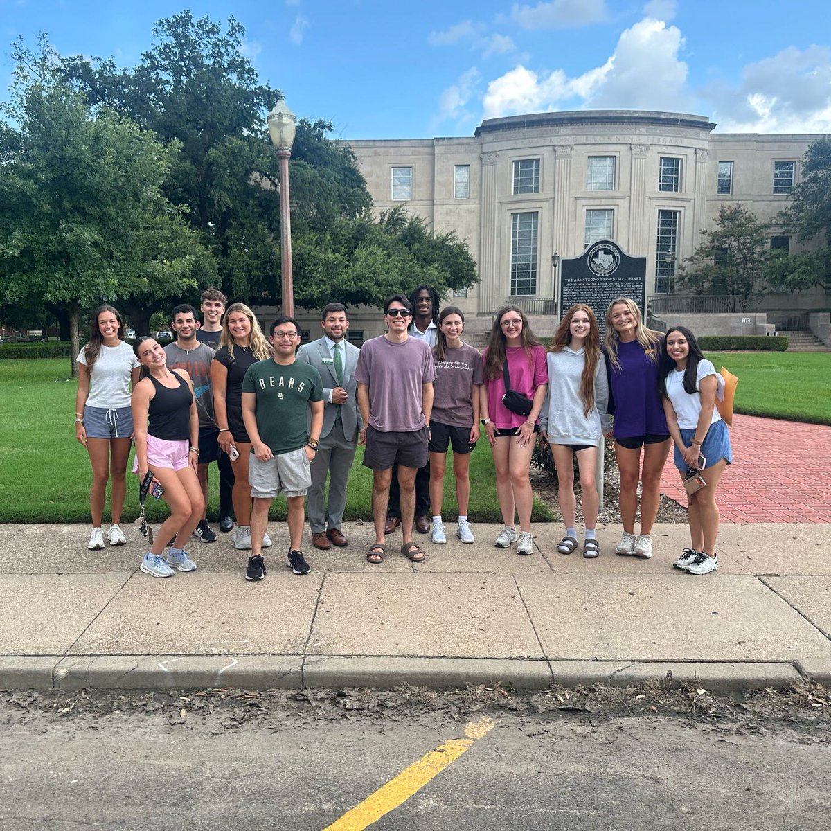 Baylor_MBA's tweet image. This week, we had the pleasure of welcoming our incoming Full-Time #MBA students for orientation. We're excited to be part of this next chapter in their academic and professional journeys. #BaylorMBA