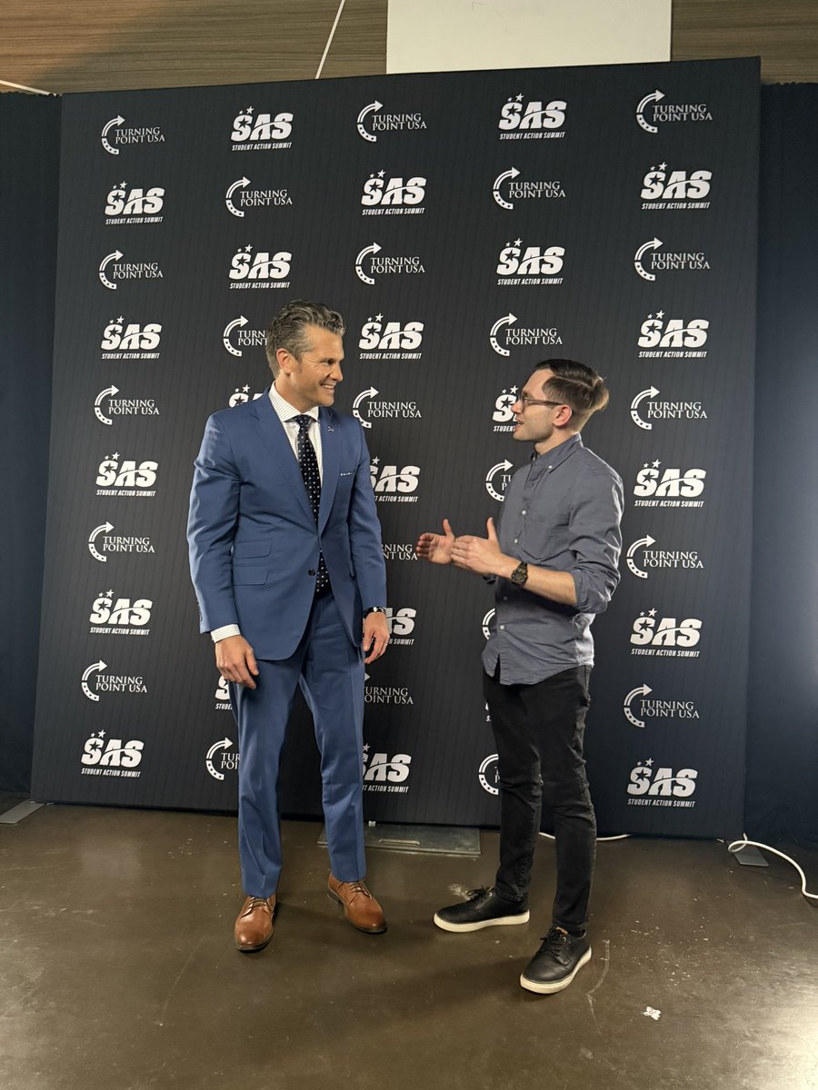 MichaelCasey_'s tweet image. Great honor to speak with Secretary @PeteHegseth tonight! BIG things are coming! 🇺🇸