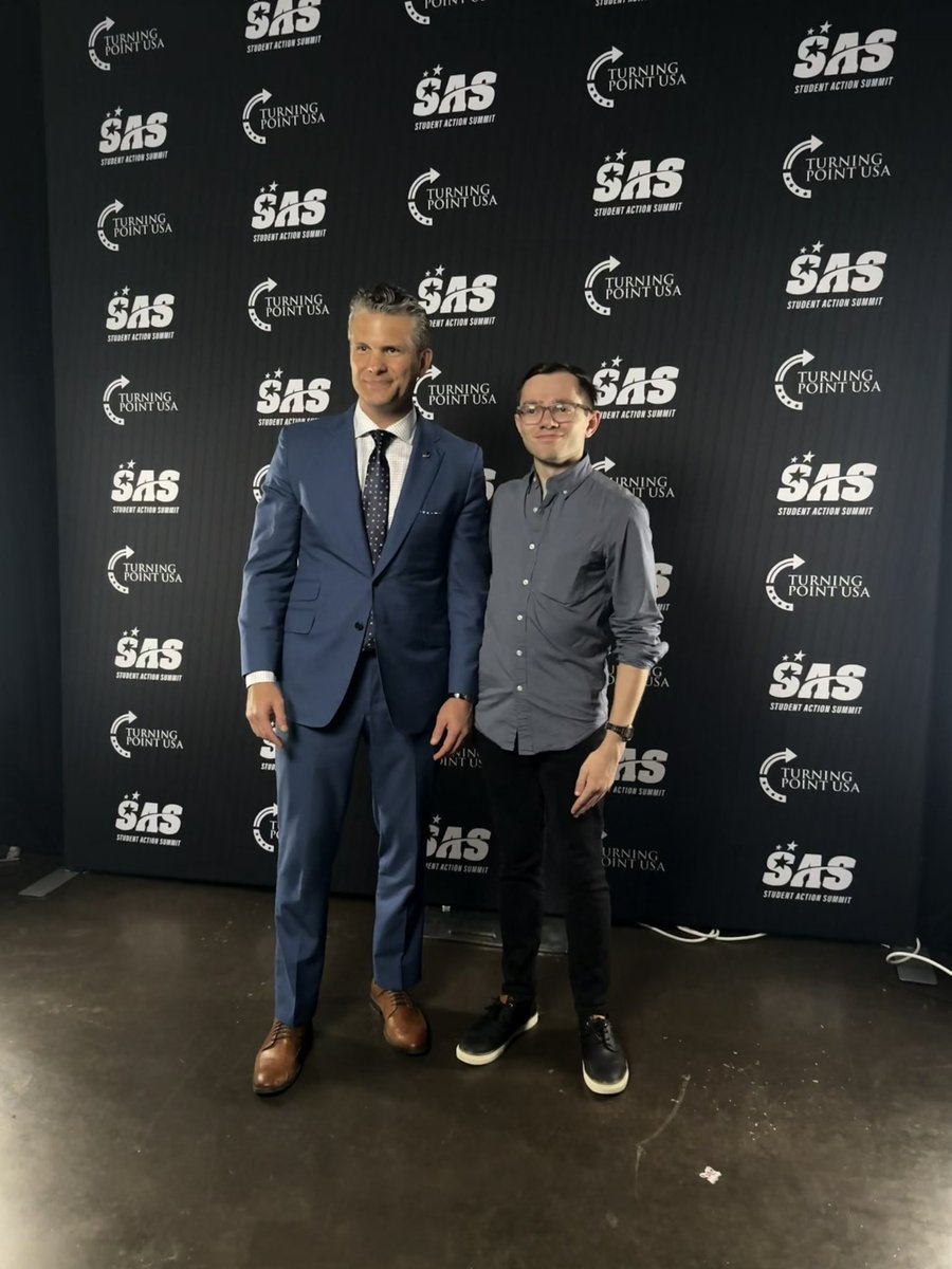 MichaelCasey_'s tweet image. Great honor to speak with Secretary @PeteHegseth tonight! BIG things are coming! 🇺🇸