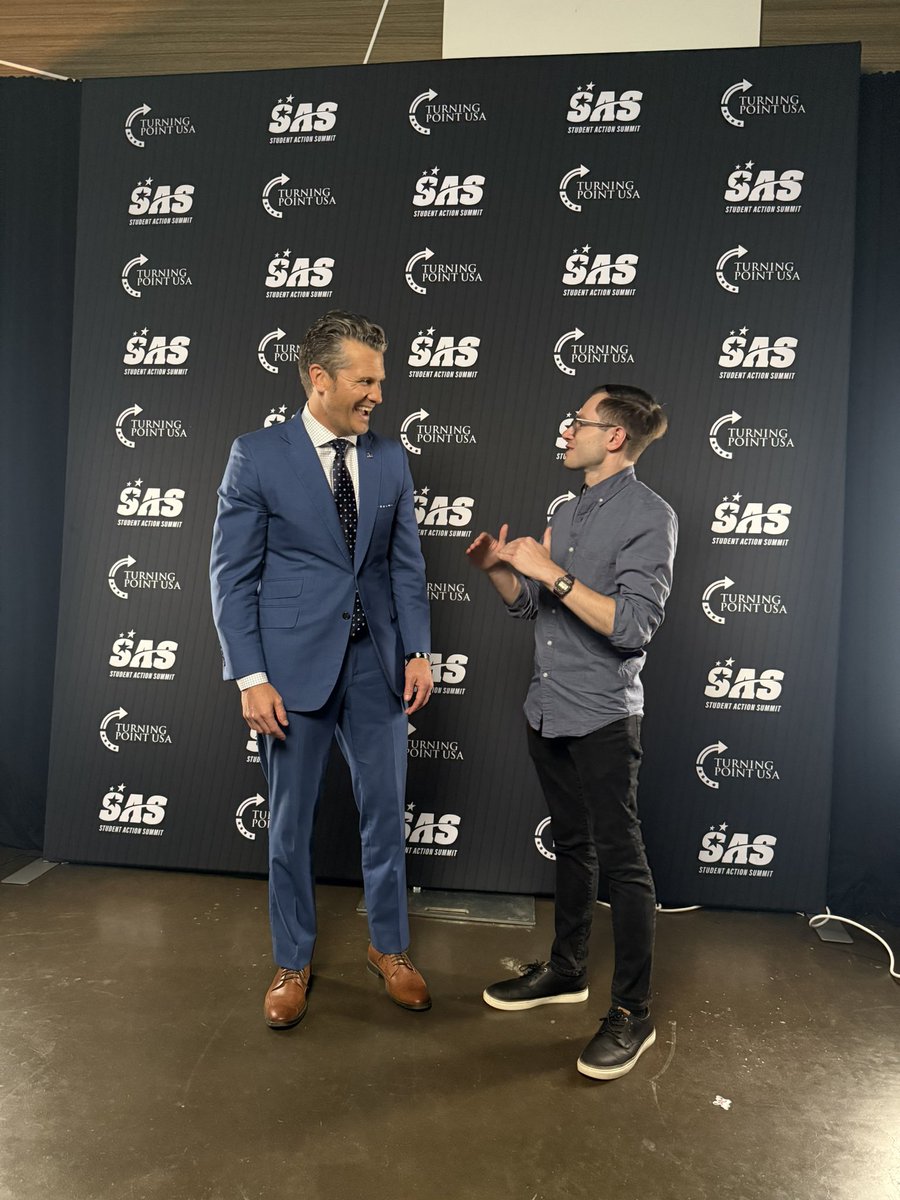 MichaelCasey_'s tweet image. Great honor to speak with Secretary @PeteHegseth tonight! BIG things are coming! 🇺🇸