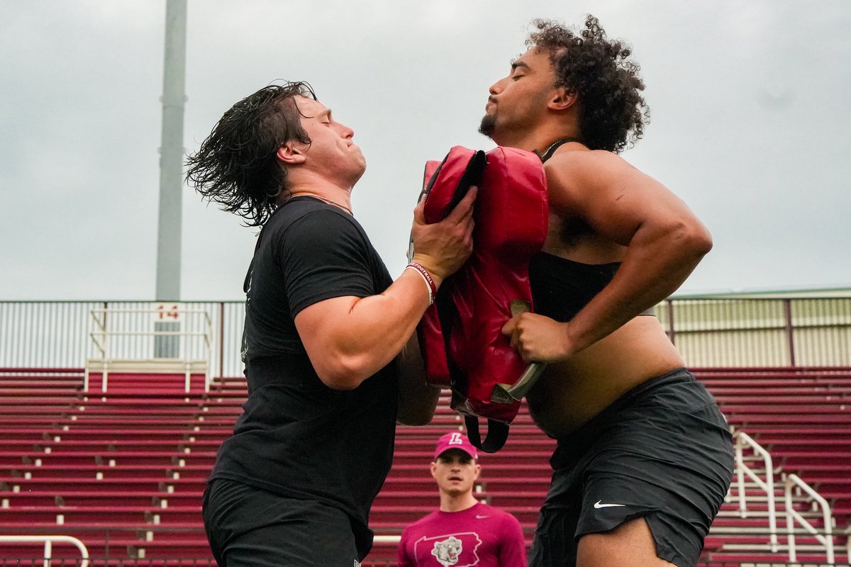 LafColFootball's tweet image. Working into the weekend at Fisher!!
#RollPards #ClimbTheHill