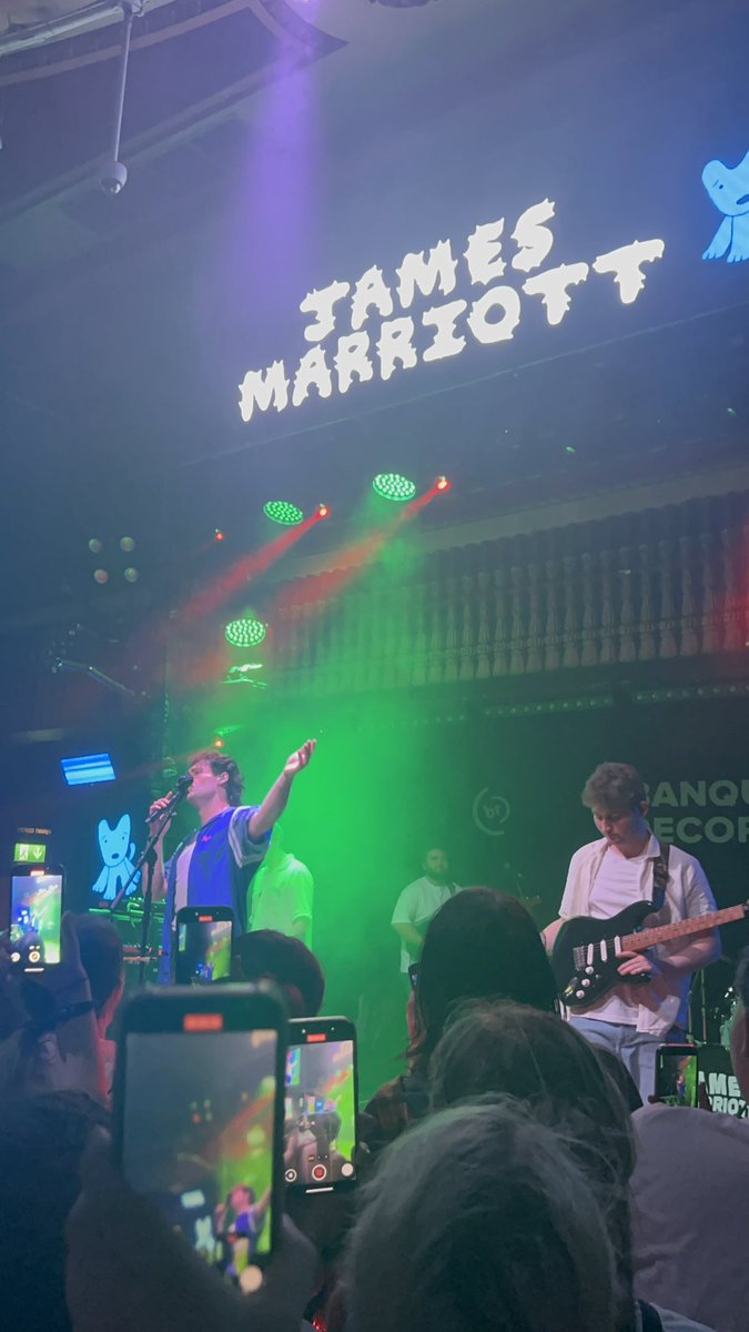 BethD1602's tweet image. “go little rockstar” or whatever that song is I guess