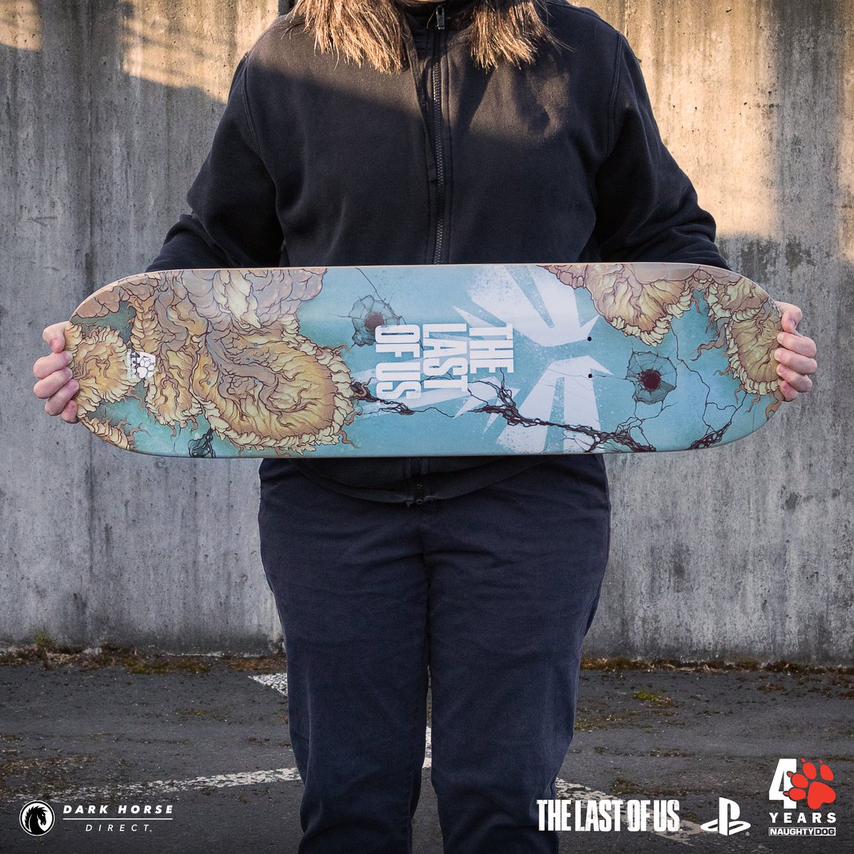 Dark Horse Direct (@darkhorsedirect) on Twitter photo Dark Horse Direct and <a href="/Naughty_Dog/">Naughty Dog</a> pay tribute to this popular franchise with #TheLastofUs Skate Deck. Featuring original artwork. Get yours before pre-orders end on August 13th! bit.ly/3IbdRSS
<a href="/DarkHorseComics/">Dark Horse Comics</a> Dark Horse Direct and <a href="/Naughty_Dog/">Naughty Dog</a> pay tribute to this popular franchise with #TheLastofUs Skate Deck. Featuring original artwork. Get yours before pre-orders end on August 13th! bit.ly/3IbdRSS
<a href="/DarkHorseComics/">Dark Horse Comics</a>