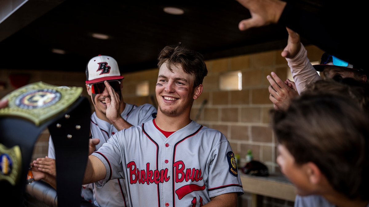 Story and photos from Game 2 of the Centennial Classic in Milbank, S.D.: legion.org/information-ce…