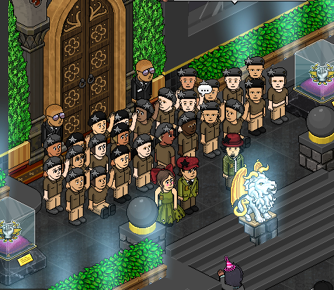 Os guerreiros do CAC já estão no quarto de aniversário junto com a <a href="/BacconsBR/">Baccons</a> ! 🥳🪖 

#DPH #Habbo