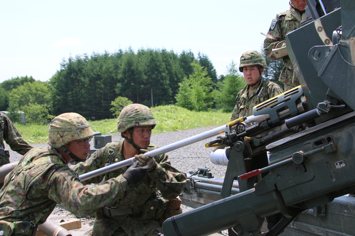 Gsdf_Camp_Iwate's tweet image. #東北方面特科連 #実射訓練
　東北方面特科連隊は、北海道の矢臼別演習において第３回連隊集中野営訓練を行いました。訓練では、長距離の実射訓練や、夜間での実射訓練が実施され、訓練部隊の射撃能力向上を図りました。その１