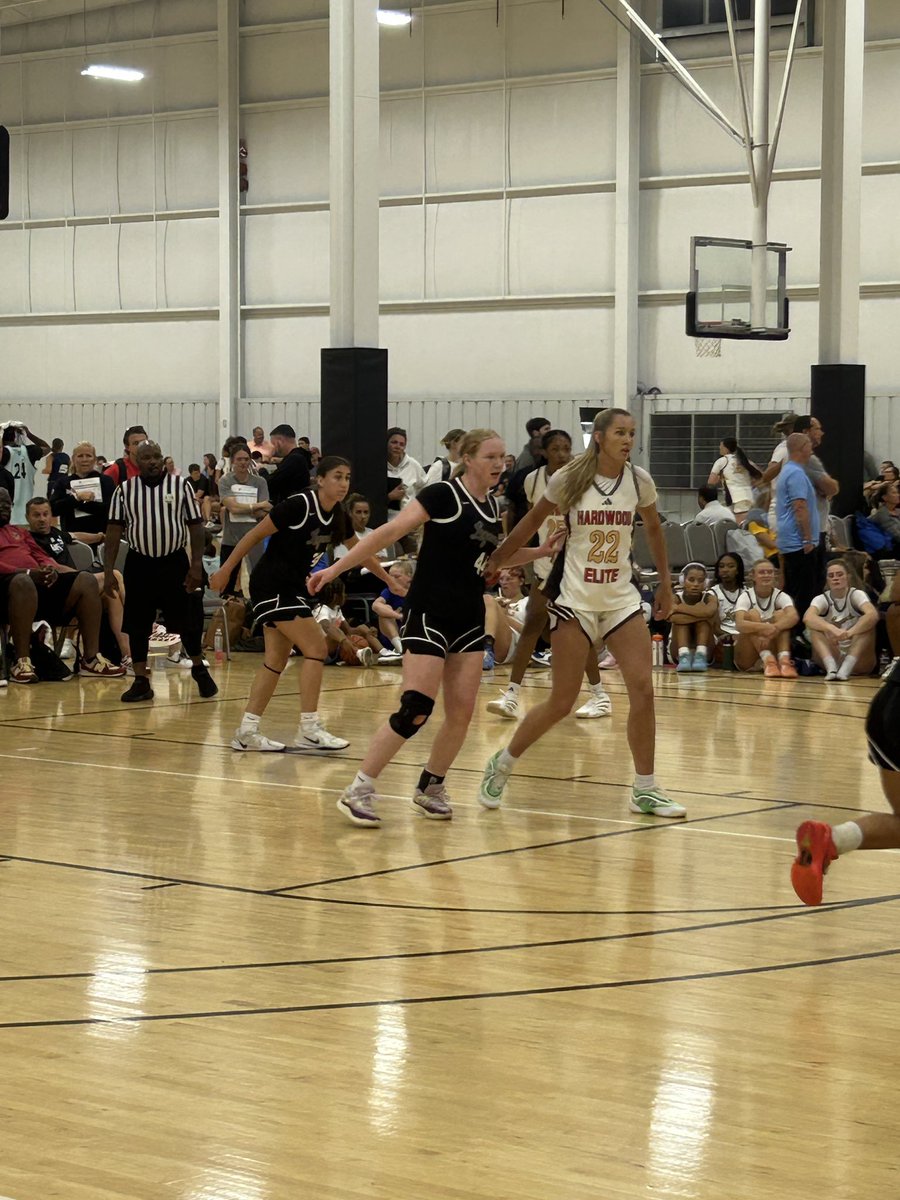 Magnificat Basketball (@magshoopsters) on Twitter photo Got to check out a few of our girls this morning/afternoon in Cincy!! All three did great! Now off to the <a href="/TFNsRun4Roses/">TFN's Run 4 Roses</a> to check out more!! #MagsProud Got to check out a few of our girls this morning/afternoon in Cincy!! All three did great! Now off to the <a href="/TFNsRun4Roses/">TFN's Run 4 Roses</a> to check out more!! #MagsProud