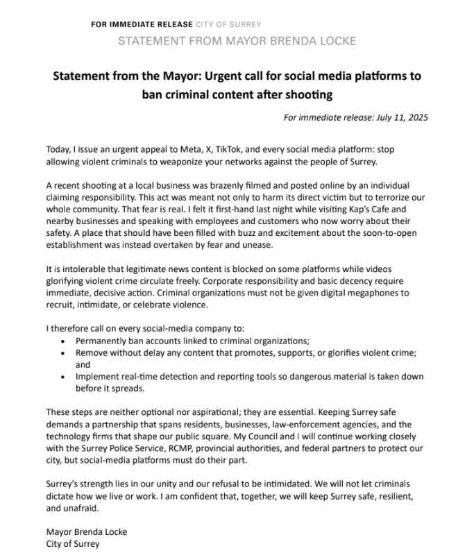 sarbrajskahlon's tweet image. Surrey mayor wants social media to ban criminal content weaponizing platforms against residents, after a recent shooting was filmed & shared online.
'It is intolerable that legitimate news content is blocked on some platforms, while videos glorifying violent crime circulate…