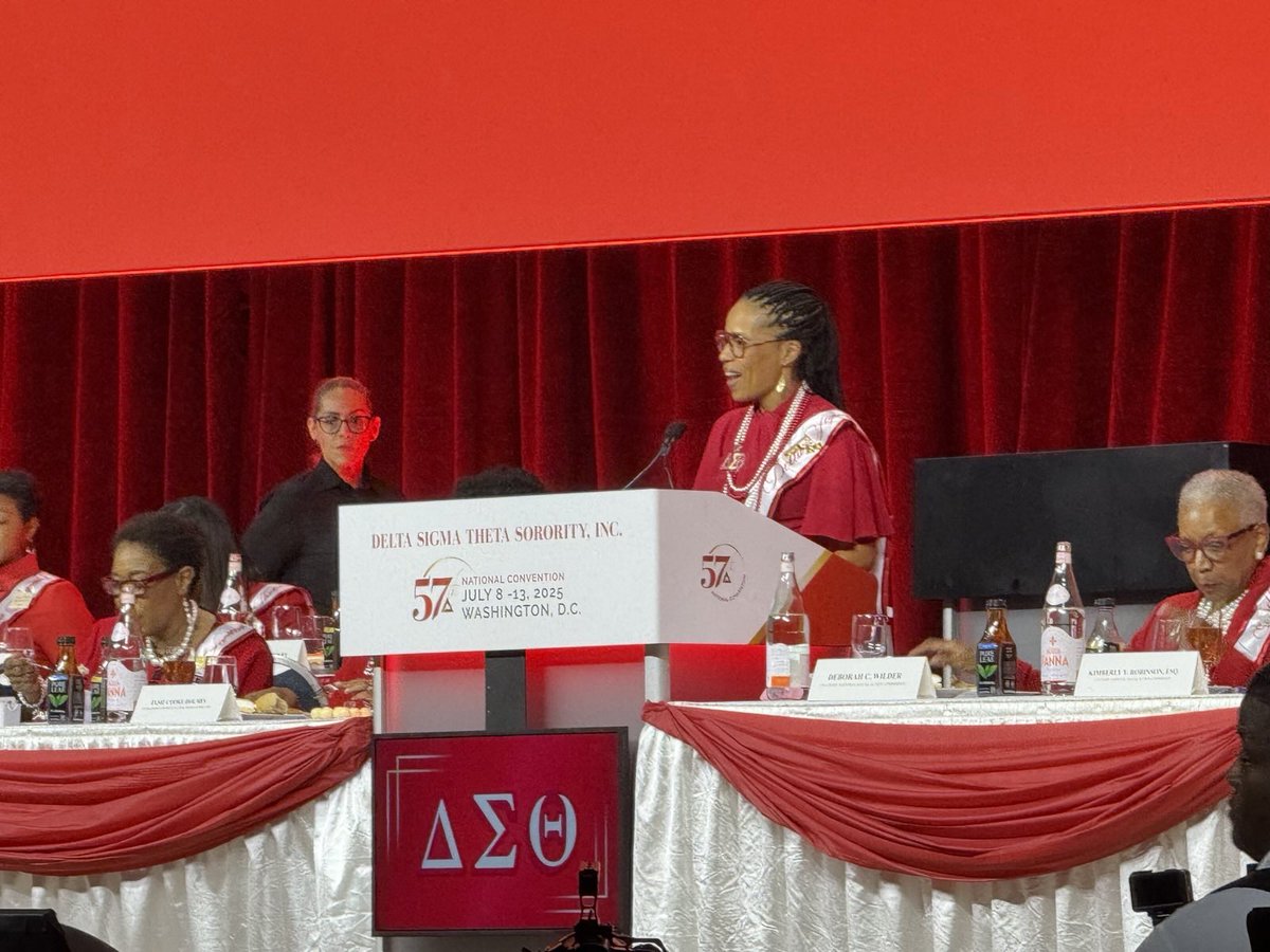 Sen_Alsobrooks's tweet image. It was an absolute honor and privilege to join tens of thousands of my Sorors of Delta Sigma Theta Sorority, Inc. from across the nation for our 57th National Convention!
In this current climate, our foundation of social action is so critical. We persist with fortitude.