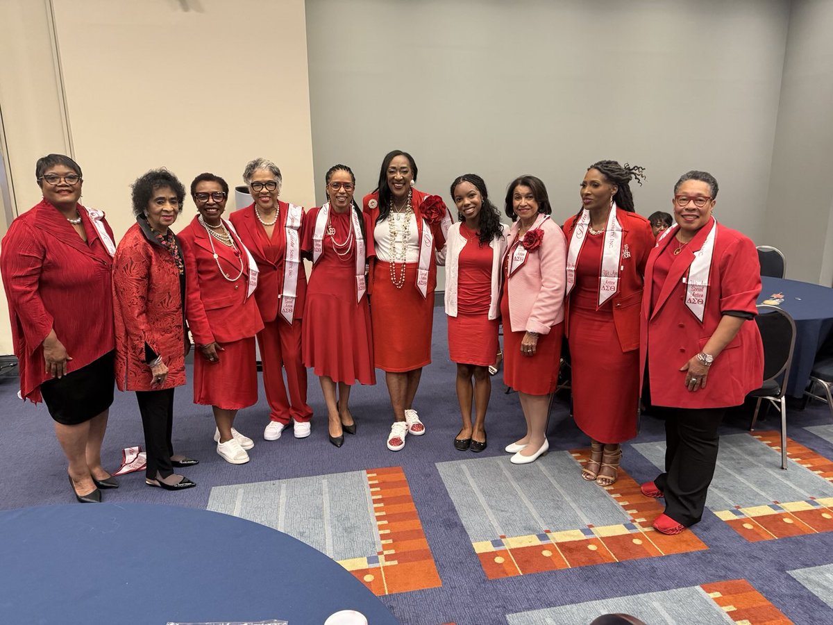 Sen_Alsobrooks's tweet image. It was an absolute honor and privilege to join tens of thousands of my Sorors of Delta Sigma Theta Sorority, Inc. from across the nation for our 57th National Convention!
In this current climate, our foundation of social action is so critical. We persist with fortitude.
