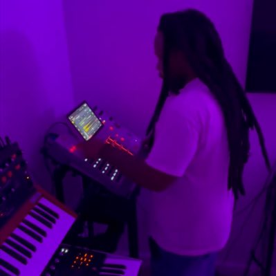 mtbbeats's tweet photo. #NewProfilePic https://t.co/AfANh3DOz4