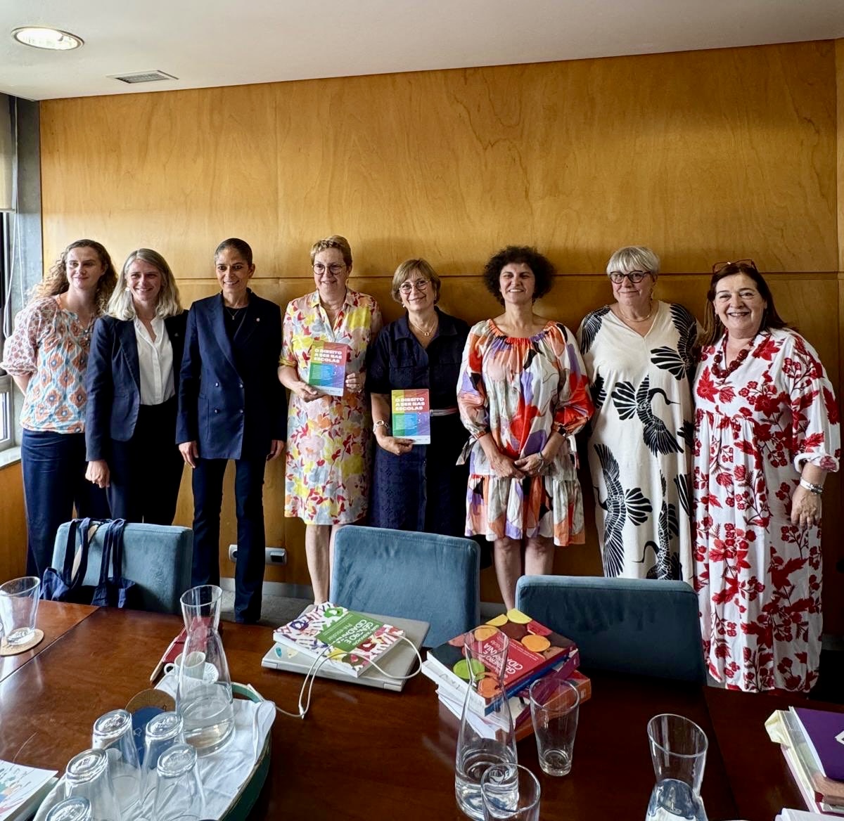 🇵🇹 |  Nous nous sommes rendues au CIG à Lisbonne, organisme public promouvant l’égalité femmes-hommes et les droits des minorités. Il coordonne un programme scolaire citoyen, conseille les institutions et lutte contre les discriminations et violences faites aux femmes.