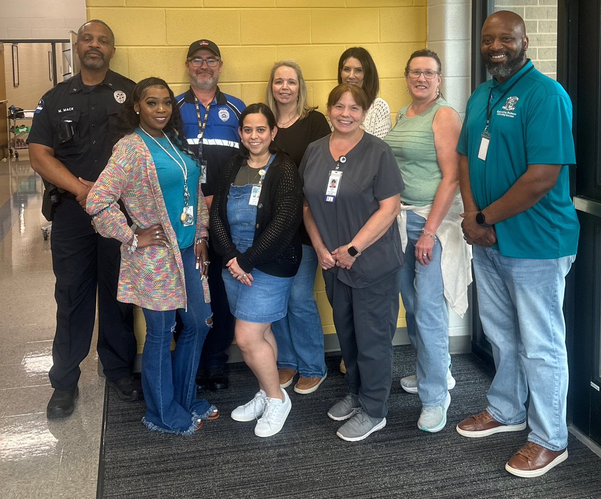 I had a great summer working with this staff (missing two other counselors) at 1621 summer school. It was a joy seeing each one of these educators assist the students to have a successful summer. #NumbersComingSoon <a href="/TheWBChannel/">Wendy G. Bradford</a> <a href="/Special_Sites/">Special Sites</a>