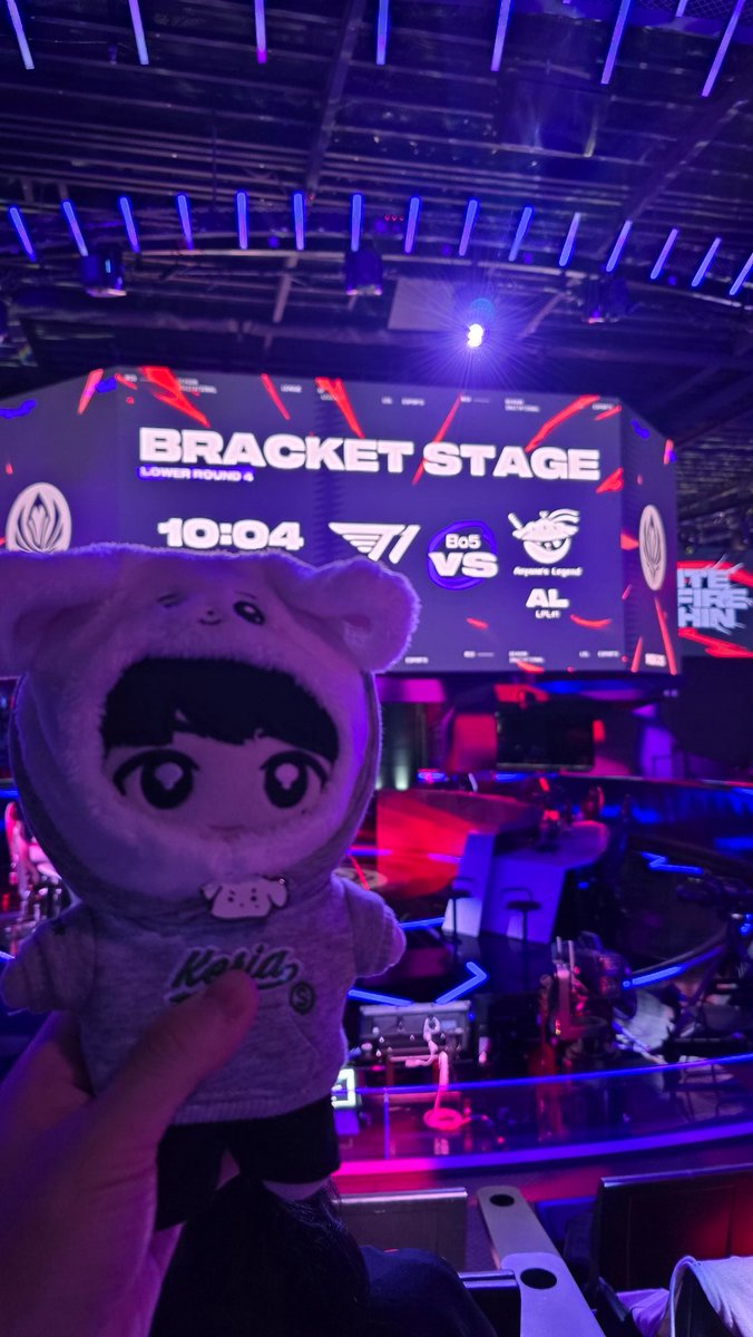 승요가 되길...
#롤파크 #LCK #MSI #bracketstage #lowerround4 #결승진출전 #T1 #Doran #Oner #Faker #Gumayusi #Keria
