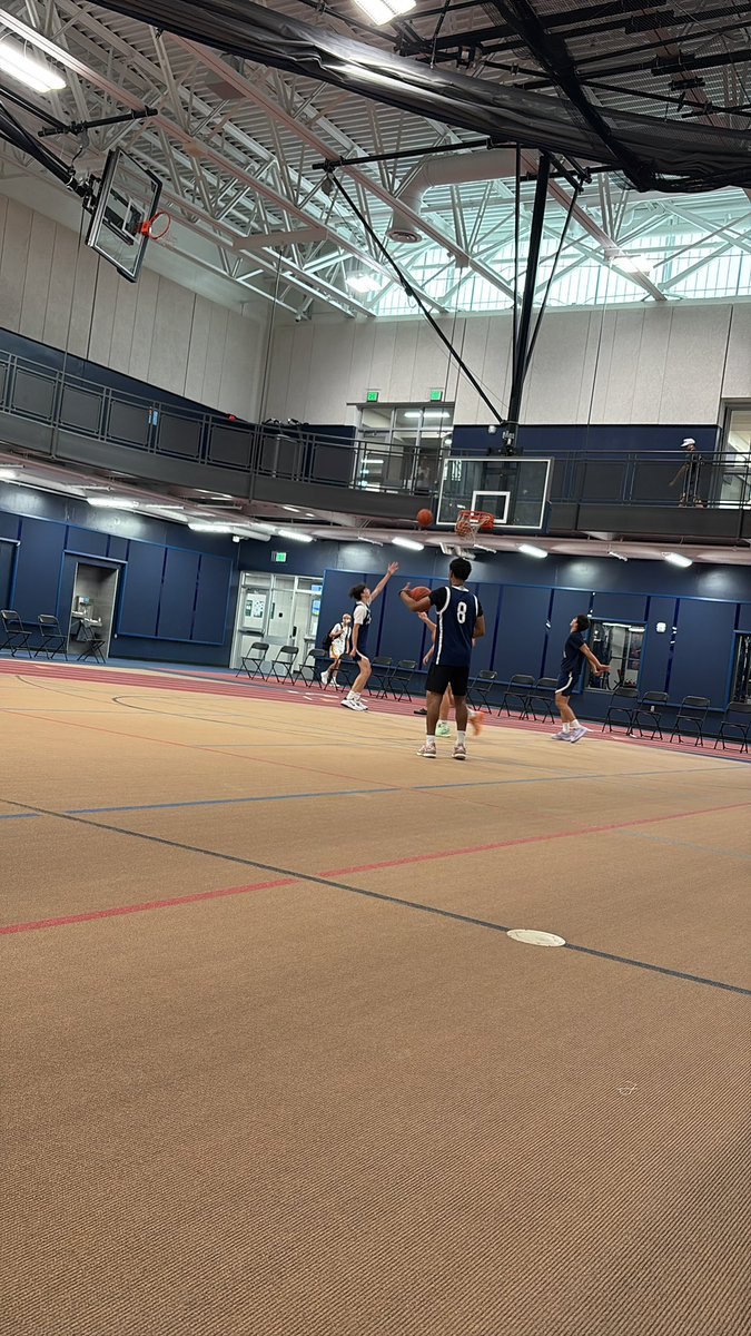 14’s ready to go after a long intermission. They are playing in the <a href="/PrepHoops/">Prep Hoops 🏀</a> Future Stars in Minneapolis.